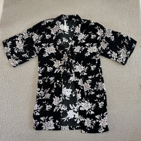 Spiritual Gangster Maya Black Floral Tie Front Kimono Robe Cover Up Duster - Picture 2 of 14